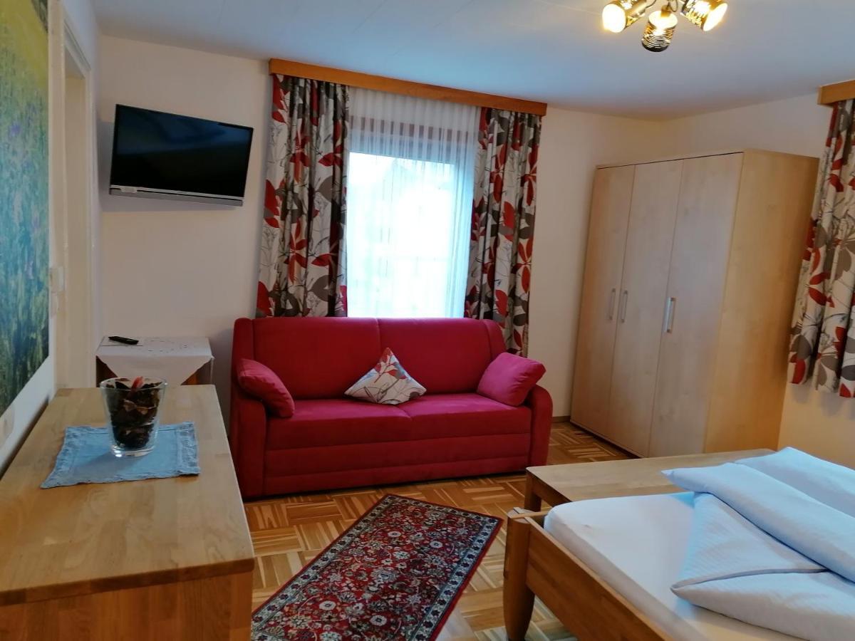 Bacher Apartment